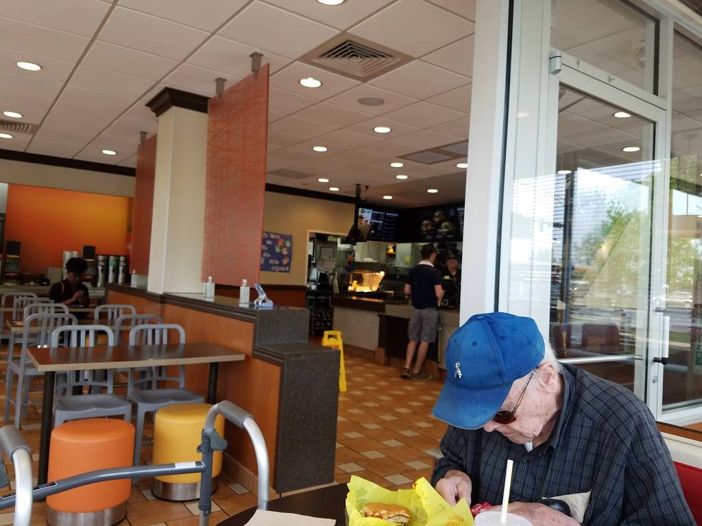 McDonalds | cafe | 1124 Berryville Ave, Winchester, VA 22601, USA | 5406671435 OR +1 540-667-1435