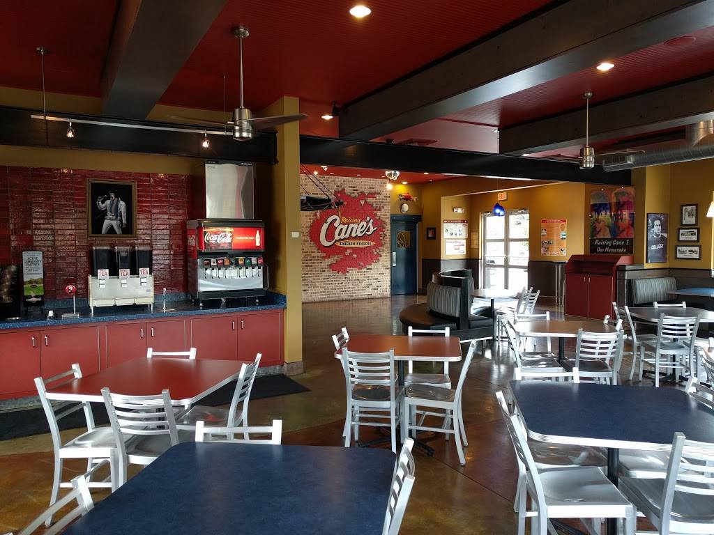 Raising Canes Chicken Fingers | meal takeaway | 1046 Kings Hwy, Shreveport, LA 71104, USA | 3186731112 OR +1 318-673-1112