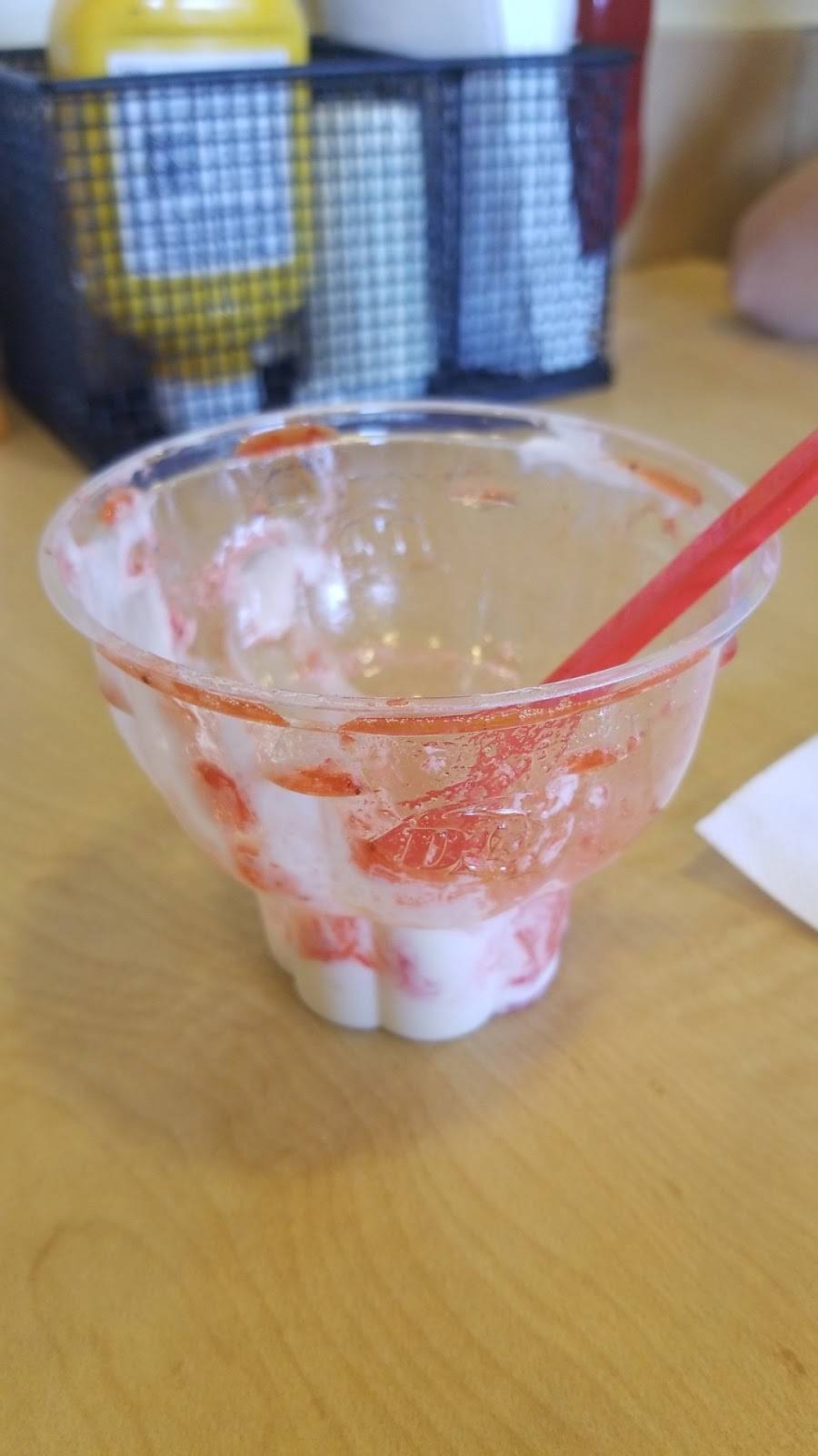 Dairy Queen Grill & Chill | restaurant | 402 E Market St, Johnson City, TN 37601, USA | 4239268421 OR +1 423-926-8421