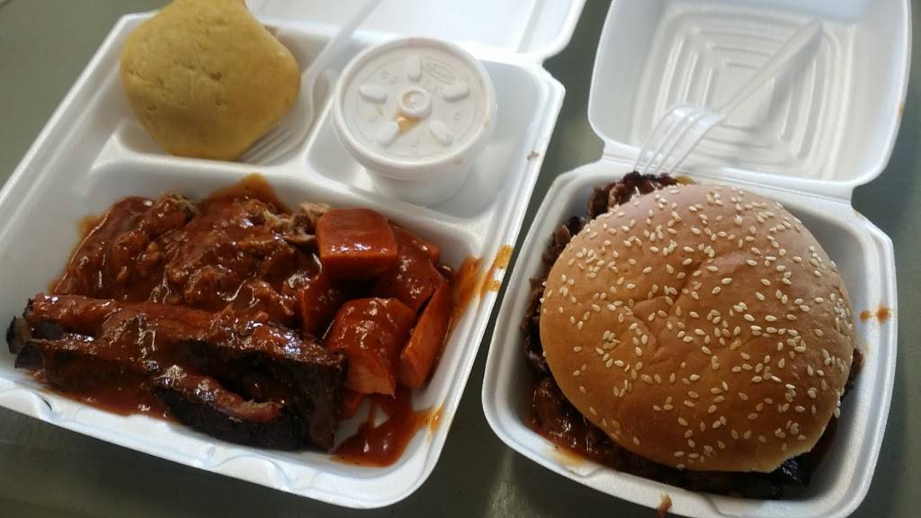 Mr. Ks Original BBQ | restaurant | 6302 S Park Ave, Tucson, AZ 85713, USA | 5207929484 OR +1 520-792-9484