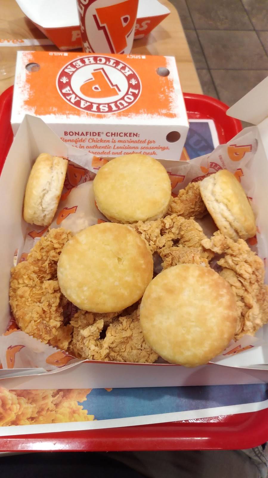 Popeyes Louisiana Kitchen | restaurant | 1925 Sebastopol Rd, Santa Rosa, CA 95407, USA | 7073084862 OR +1 707-308-4862