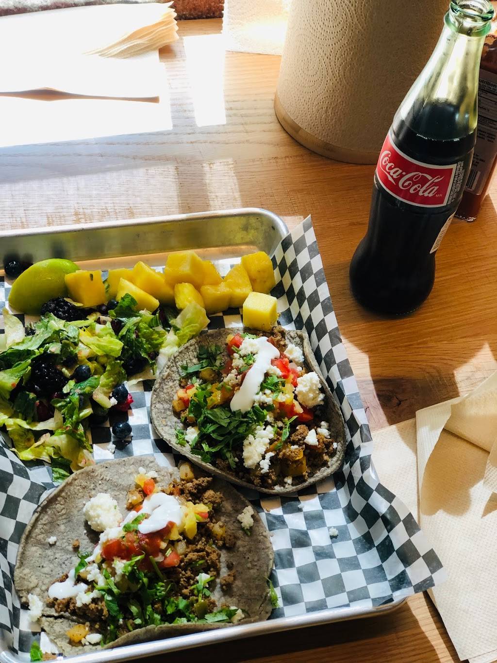 Comalito | restaurant | 2 Harrison St, San Francisco, CA 94114, USA | 4152128900 OR +1 415-212-8900