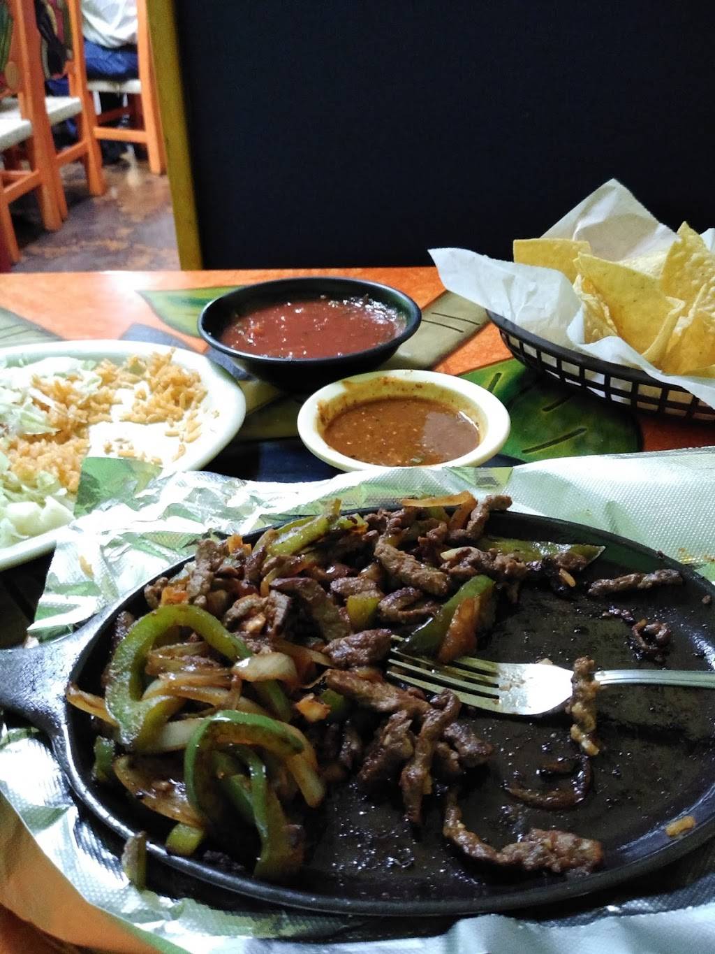 El Meson Mexican Restaurant | restaurant | 8218 Rockville Rd, Indianapolis, IN 46214, USA | 3172099101 OR +1 317-209-9101