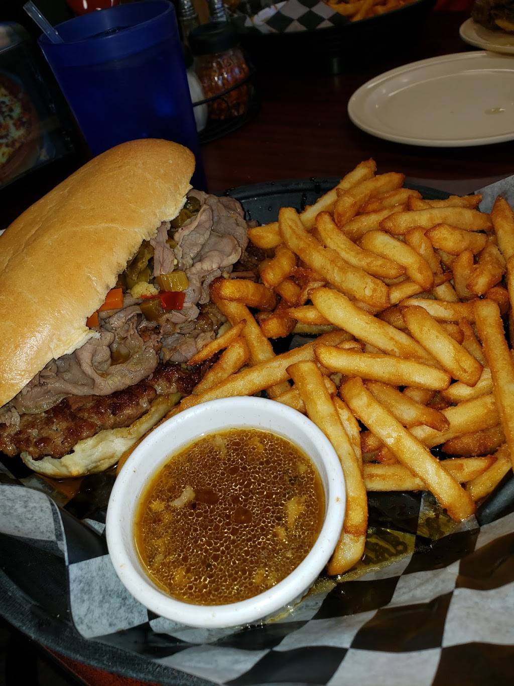 Marias Pizza | restaurant | 514 Green Park Ave, Colona, IL 61241, USA | 3092811135 OR +1 309-281-1135