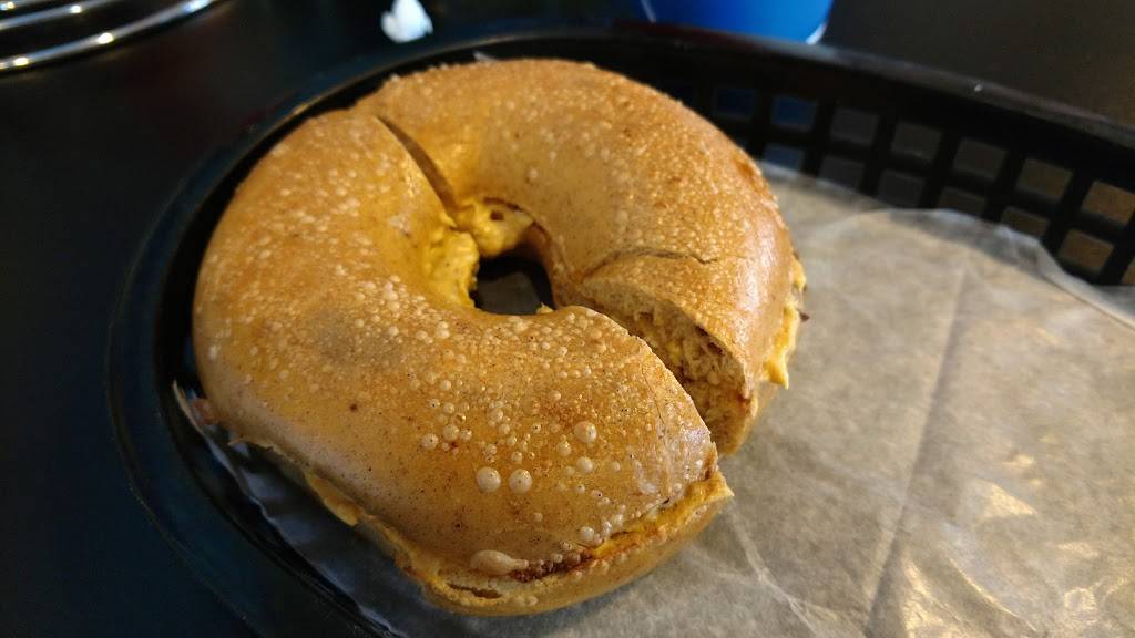 Bagelicious | meal takeaway | 101 E College Ave, Appleton, WI 54911, USA | 9203809097 OR +1 920-380-9097