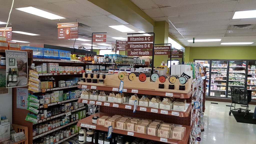 Bloomingfoods Market & Deli East | restaurant | 3220 E 3rd St, Bloomington, IN 47401, USA | 8123365400 OR +1 812-336-5400