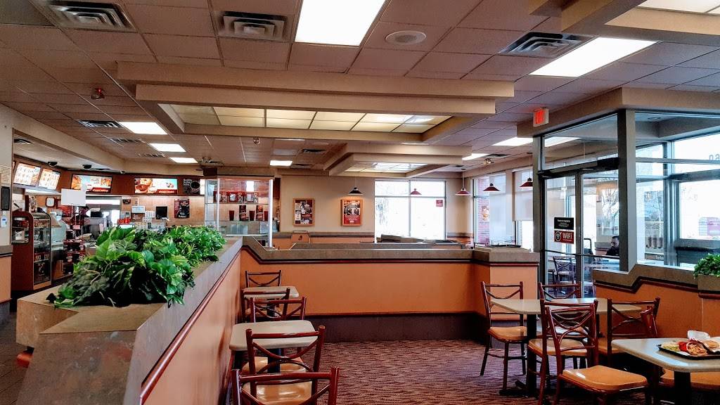 Wendys | restaurant | 29069 Greenfield Rd, Southfield, MI 48076, USA | 2482627871 OR +1 248-262-7871