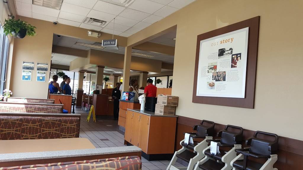 Chick-fil-A | restaurant | 1065 E County Line Rd, Jackson, MS 39211, USA | 6019913265 OR +1 601-991-3265