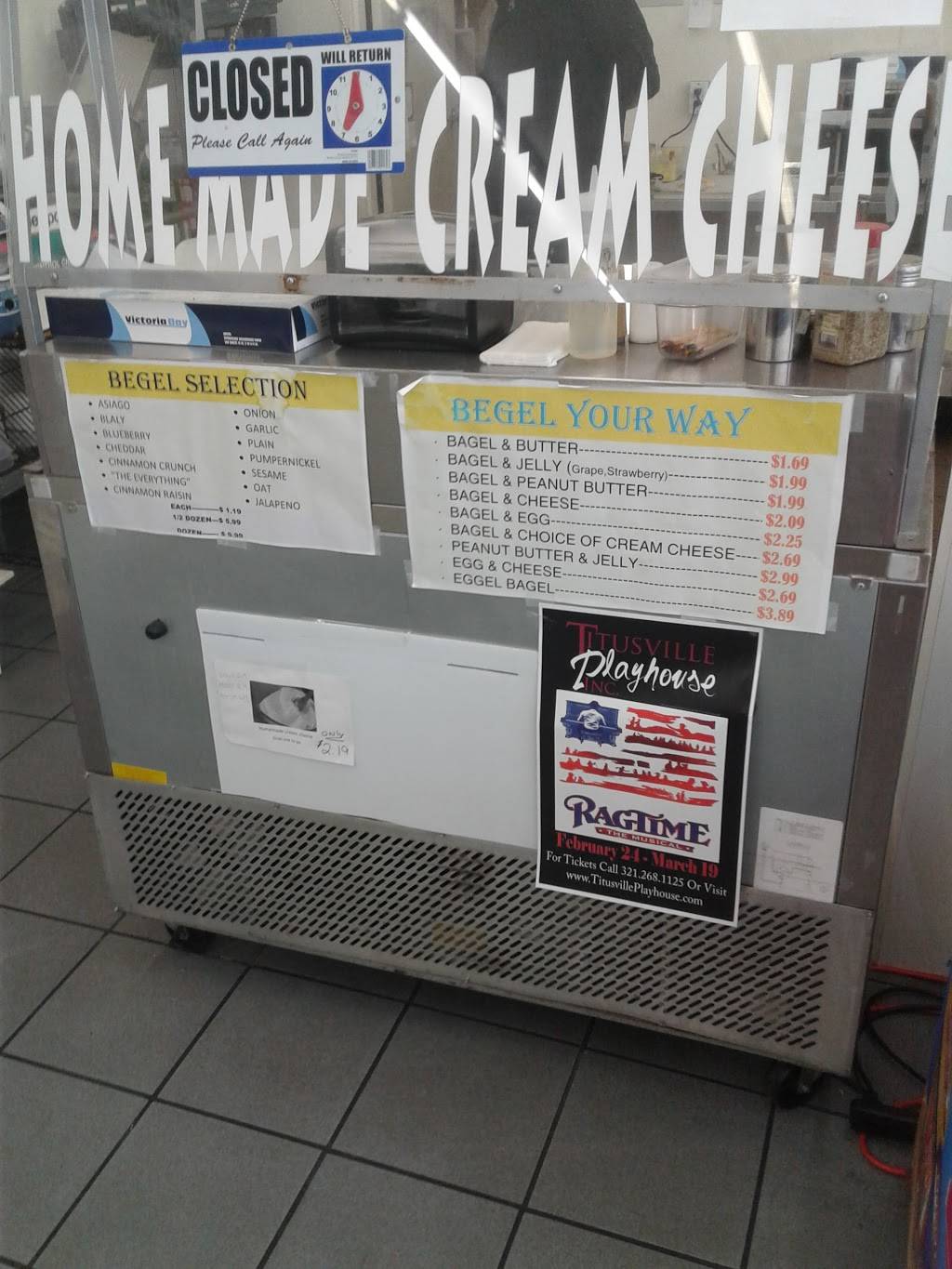 Bagel World | restaurant | 1907 Highway 524, Cocoa, FL 32926, USA | 3216315503 OR +1 321-631-5503