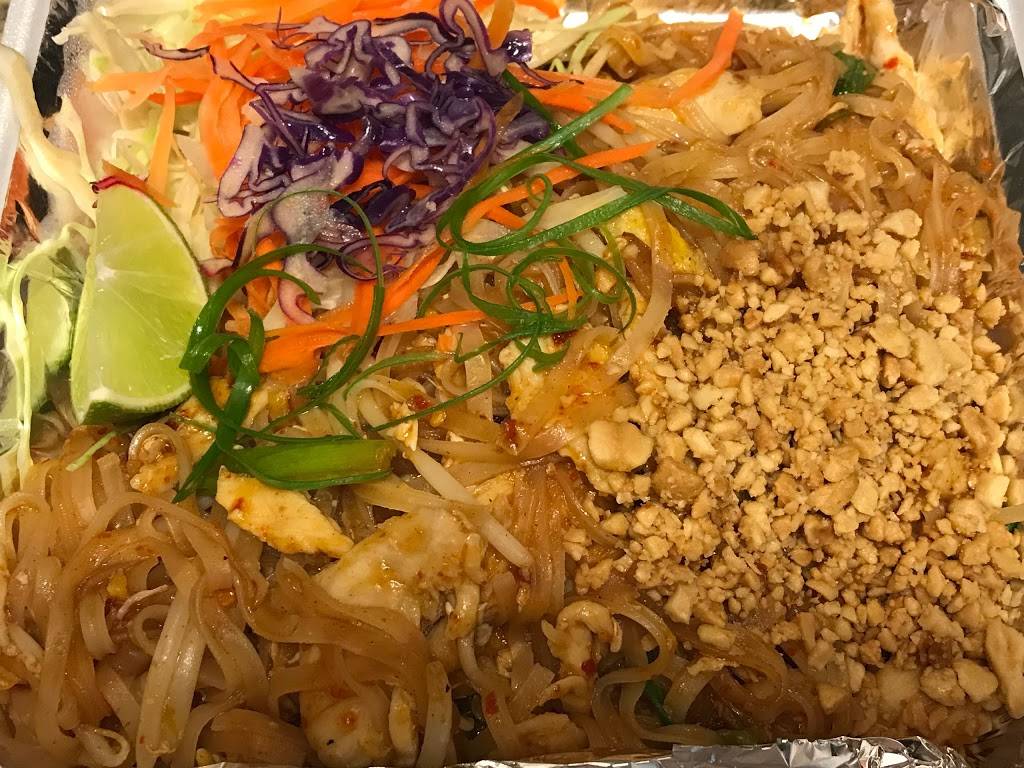 Mukilteo Thai Restaurant | restaurant | 8410 Mukilteo Speedway, Mukilteo, WA 98275, USA | 4253538388 OR +1 425-353-8388