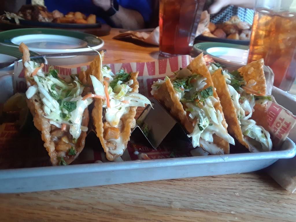 Applebees Grill + Bar | restaurant | 160 Nut Tree Pkwy, Vacaville, CA 95687, USA | 7074521167 OR +1 707-452-1167