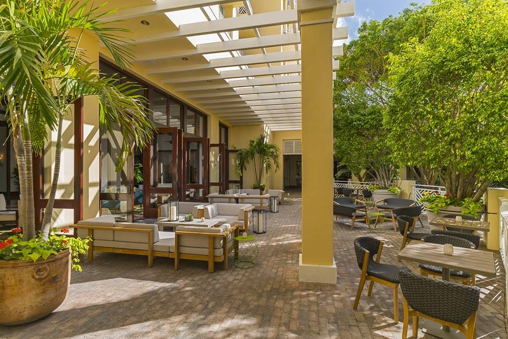 Mangroves Bar | night club | 5001 Coconut Rd #4, Bonita Springs, FL 34134, USA | 2394441234 OR +1 239-444-1234