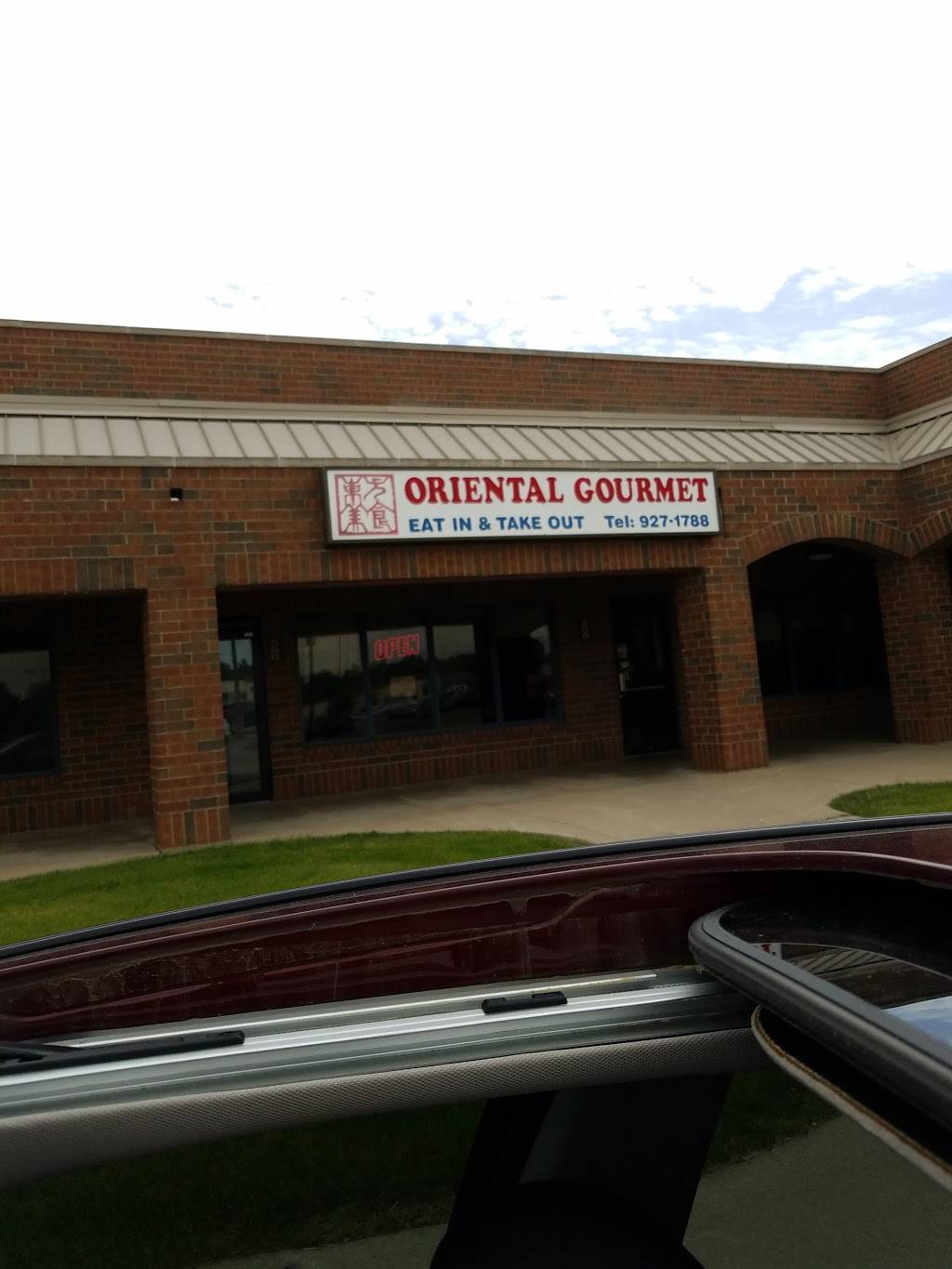 Oriental Gourmet | restaurant | 558 N Grandstaff Dr, Auburn, IN 46706, USA | 2609271788 OR +1 260-927-1788