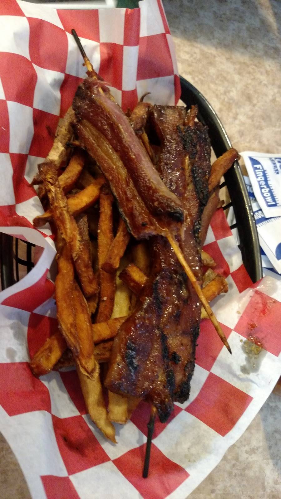 Redds Smokehouse | restaurant | 109 N Hanover St, Carlisle, PA 17013, USA | 7172546419 OR +1 717-254-6419