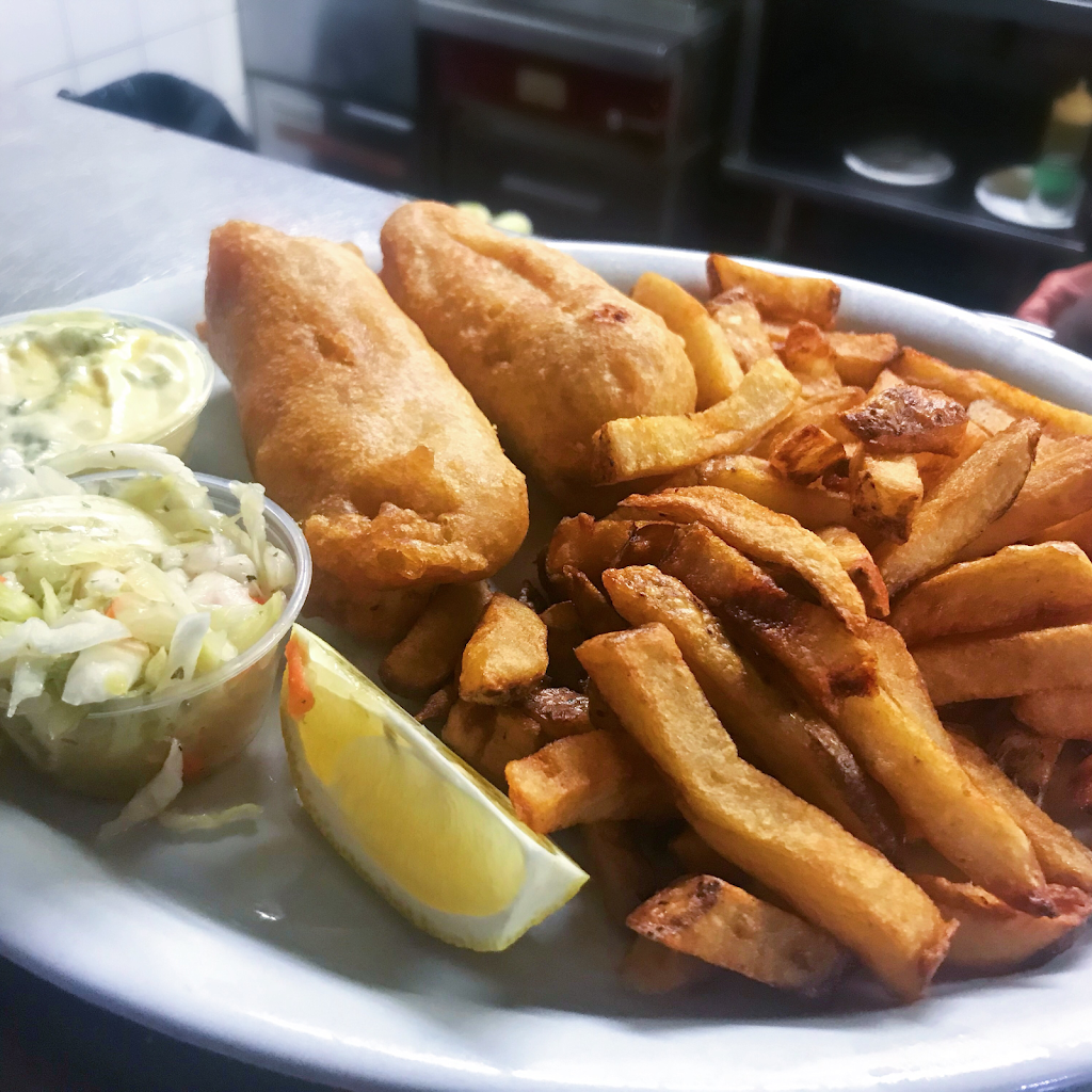 Dynasty Cafe & Bar | restaurant | 550 Montreal Rd, Ottawa, ON K1K 0V1, Canada | 6137446934 OR +1 613-744-6934