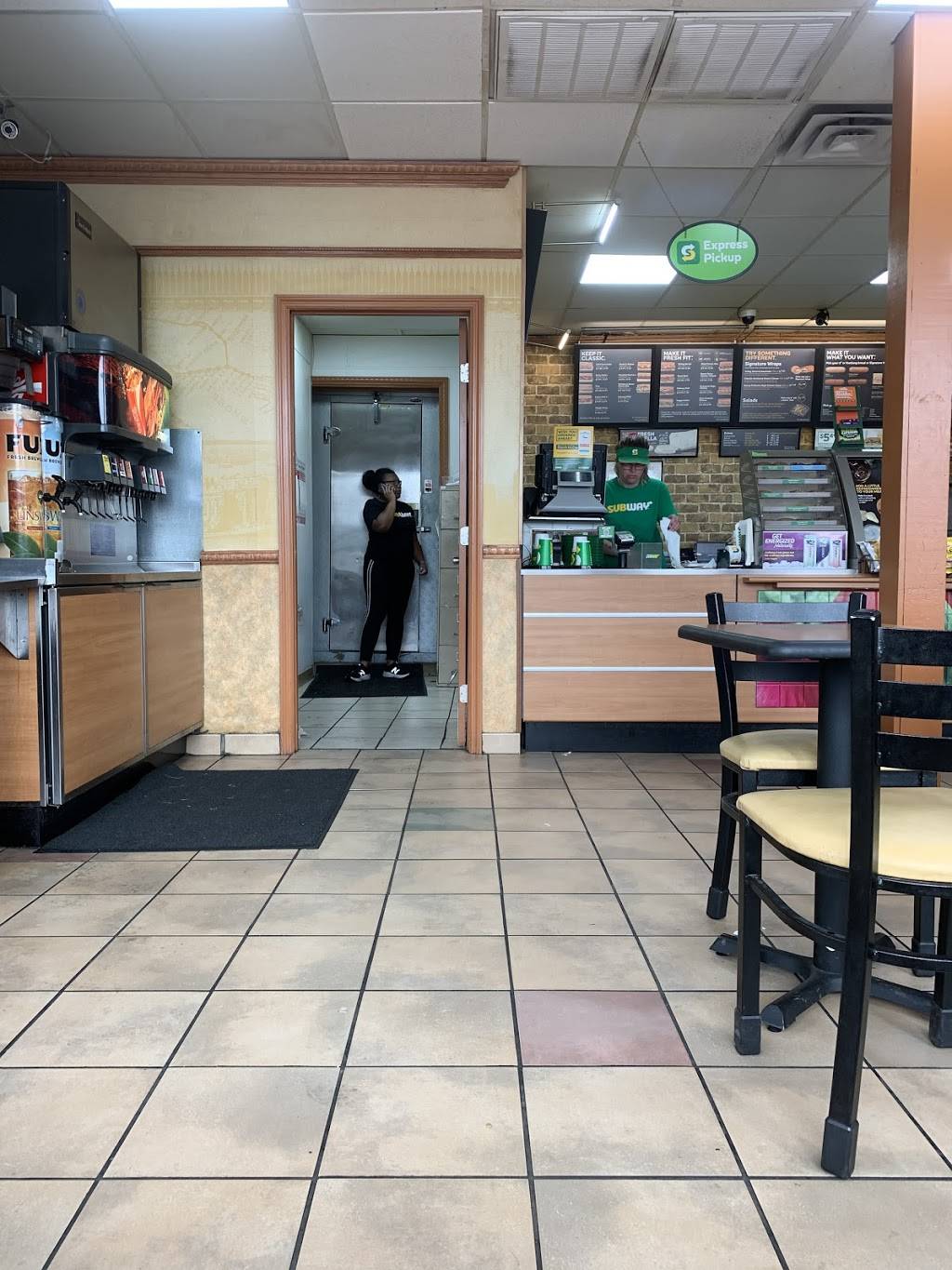 Subway Restaurants | restaurant | 2420 Gallatin Ave, Nashville, TN 37206, USA | 6152629387 OR +1 615-262-9387