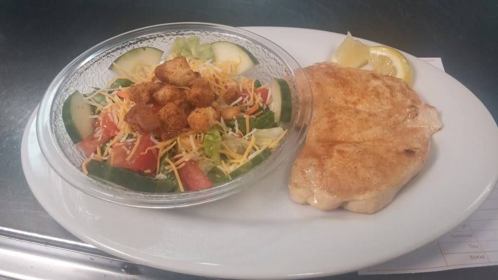 Landmark Restaurant | restaurant | 190 S Lincoln Dr, Troy, MO 63379, USA | 6365286831 OR +1 636-528-6831