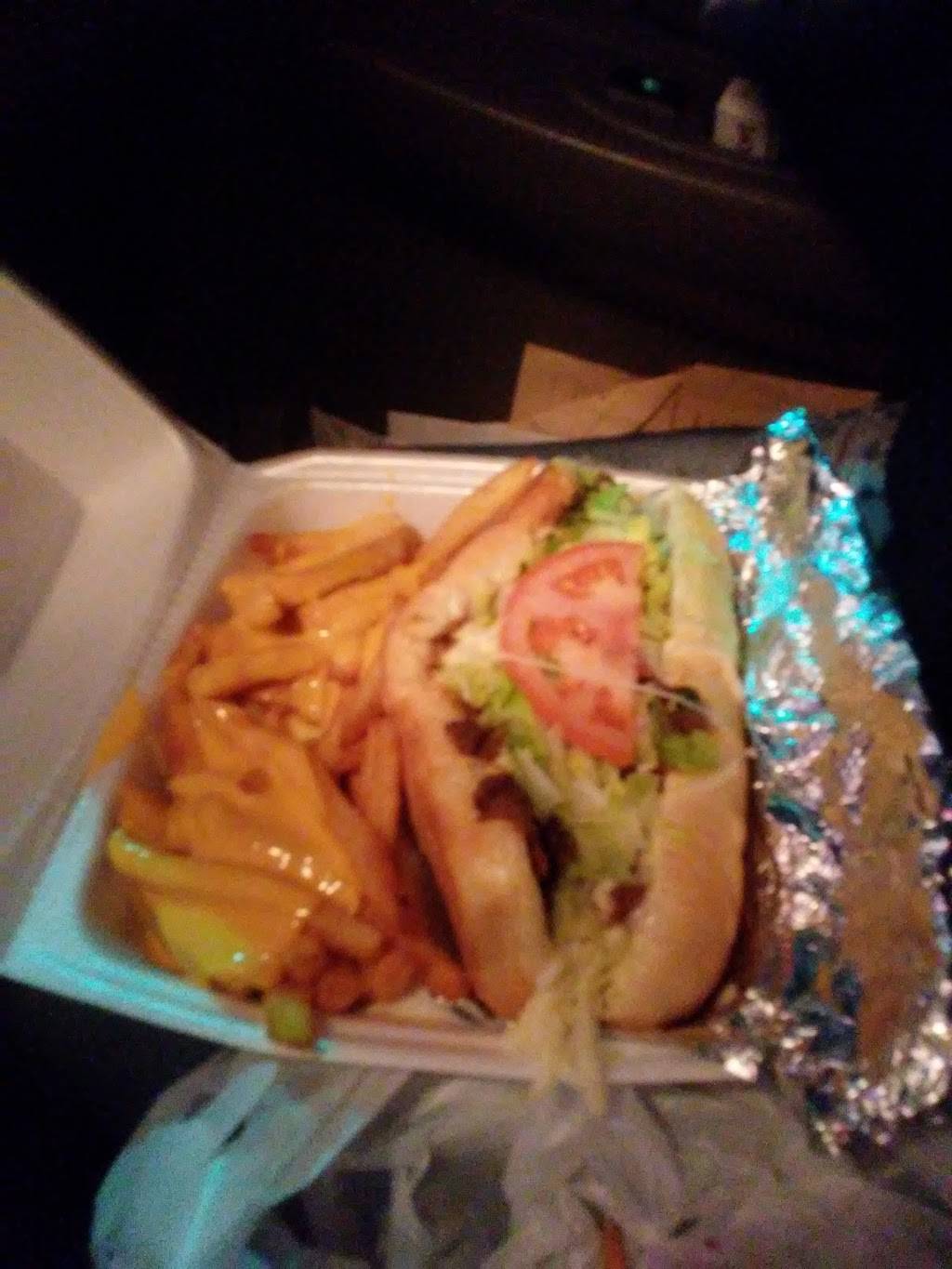 Sherman Steak & Lemonade Food mart | restaurant | 3637 E 38th St, Indianapolis, IN 46218, USA | 3175475555 OR +1 317-547-5555