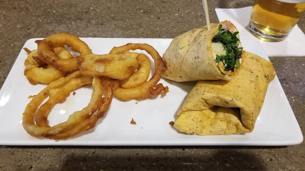 Vineyard Grille | restaurant | 1 Harborside Dr, East Boston, MA 02128, USA | 6175677500 OR +1 617-567-7500