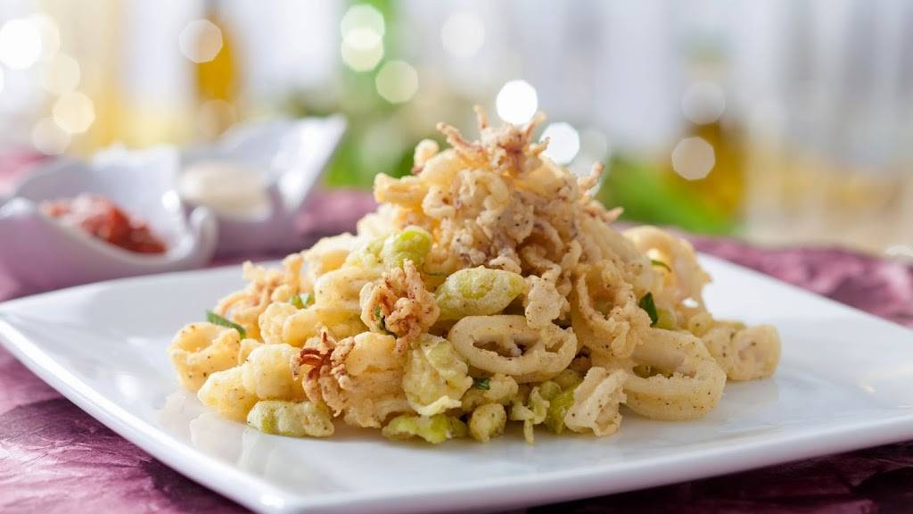 The Turf Club Lounge | restaurant | 1960 Broadway, Orlando, FL 32830, USA | 4079393463 OR +1 407-939-3463