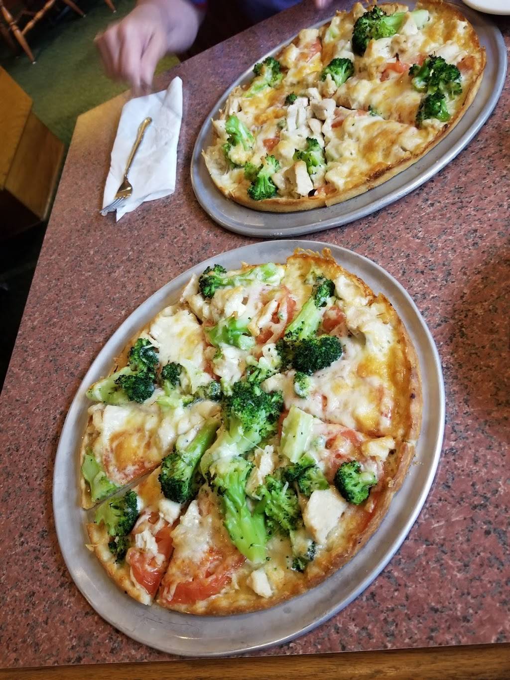 The Nephews | restaurant | 2 Crossroad Dr, East Freetown, MA 02717, USA | 5087634405 OR +1 508-763-4405