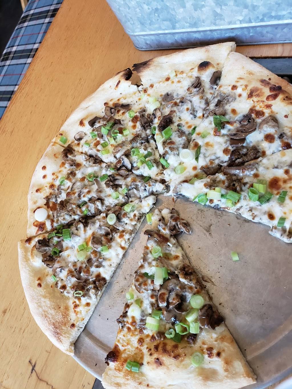 Duffs at the Beach | restaurant | 90 N Coast Hwy 101 STE 208, Encinitas, CA 92024, USA | 7604875922 OR +1 760-487-5922