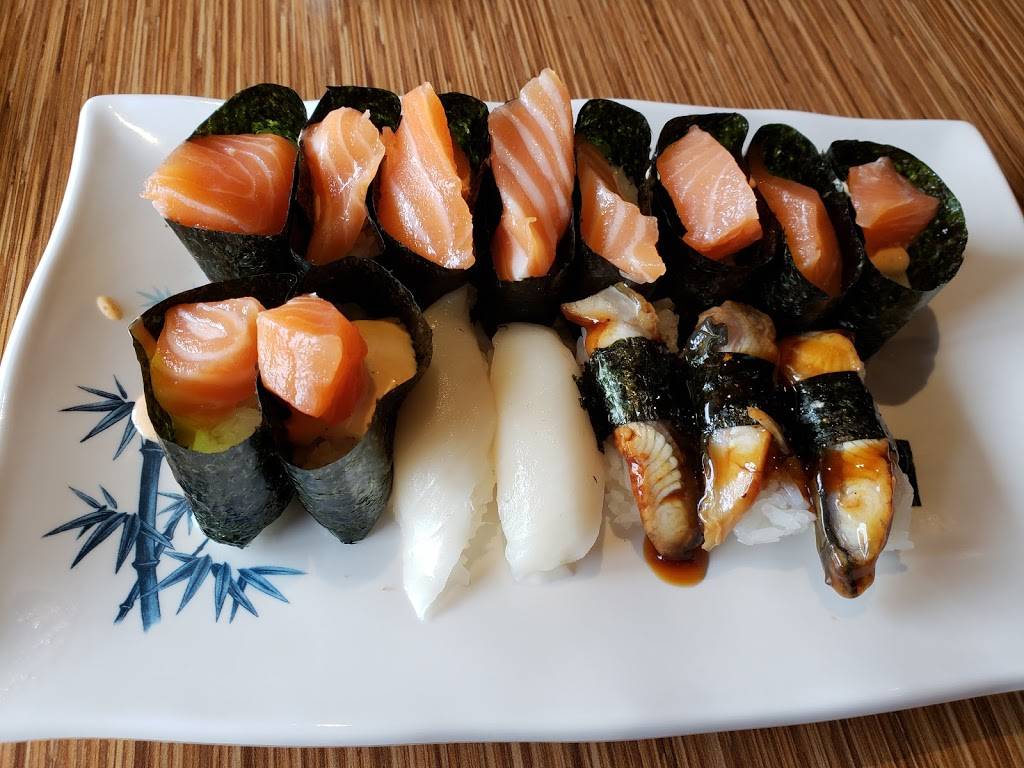 Yes Sushi Waterloo | restaurant | 583 King St N, Waterloo, ON N2V 2E5, Canada | 5198886066 OR +1 519-888-6066