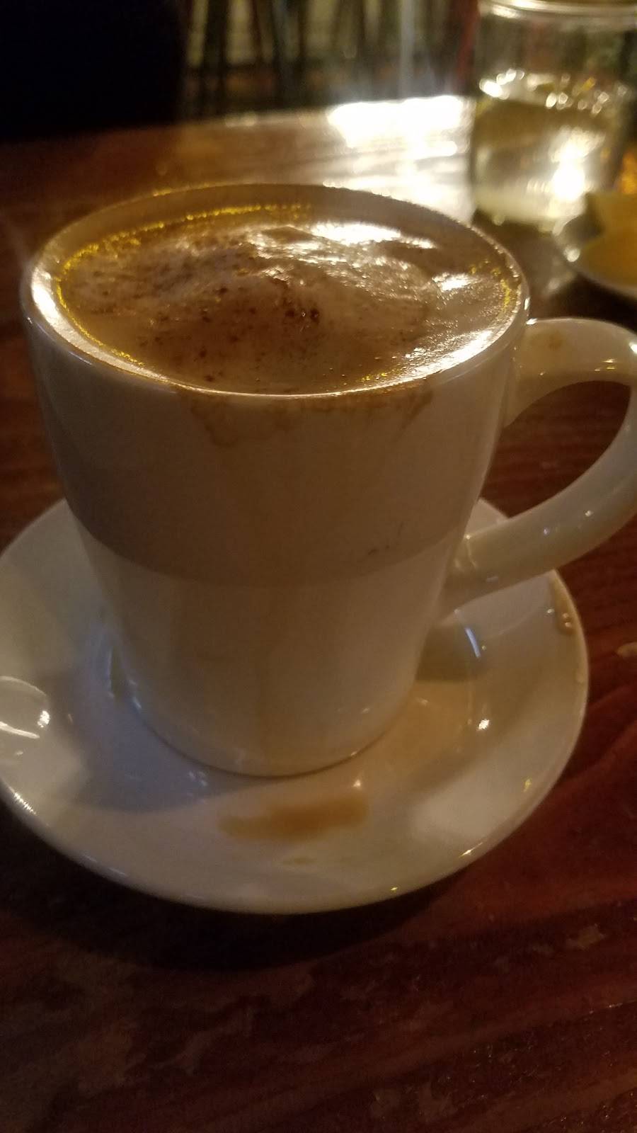 Sabertooth Food Co. | restaurant | 4012 N Mesa St, El Paso, TX 79902, USA | 9155338024 OR +1 915-533-8024