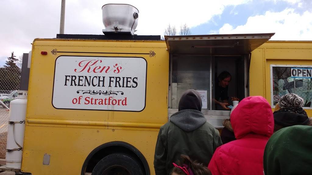Kens French Fries of Stratford | restaurant | 1093 Ontario St #100, Stratford, ON N5A 6W6, Canada | 5195729658 OR +1 519-572-9658