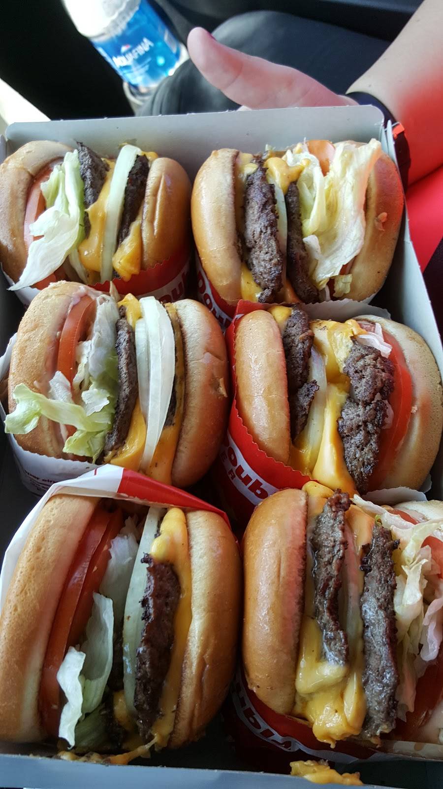 In-N-Out Burger | restaurant | 7050 W Ray Rd, Chandler, AZ 85226, USA | 8007861000 OR +1 800-786-1000