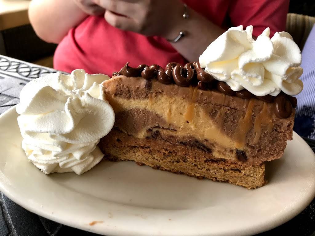 The Cheesecake Factory | restaurant | 3545 Nicholasville Rd, Lexington, KY 40503, USA | 8592451519 OR +1 859-245-1519