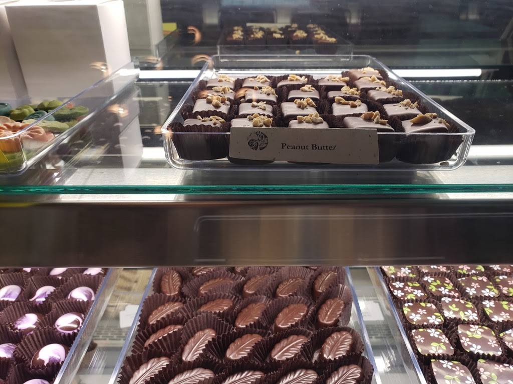 St Croix Chocolate Co |  | 11 Judd St, Marine on St Croix, MN 55047, USA | 6514331400 OR +1 651-433-1400