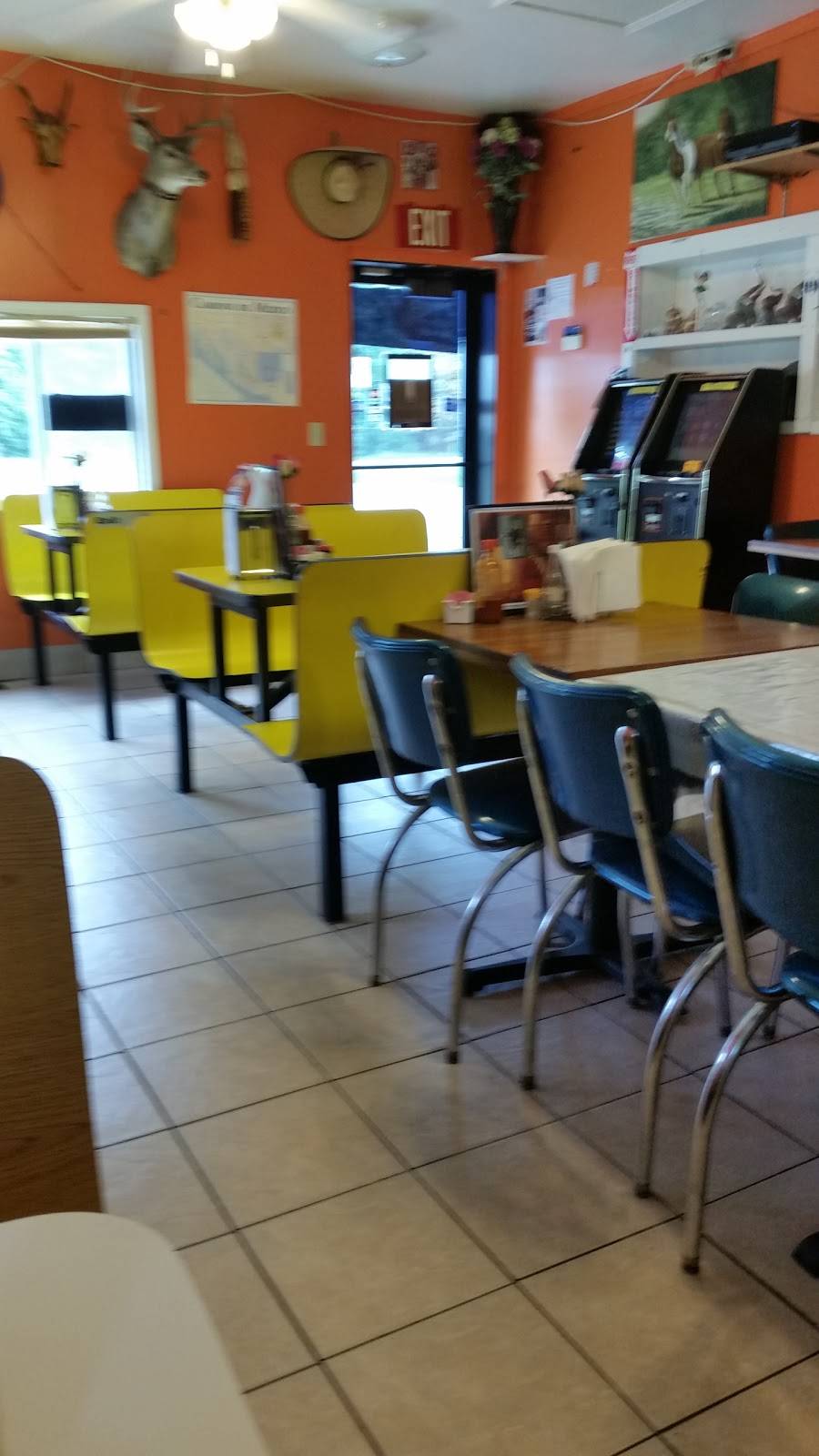 Taqueria El Amigo | restaurant | 2042 S Afton Rd, Beloit, WI 53511, USA | 6083654497 OR +1 608-365-4497