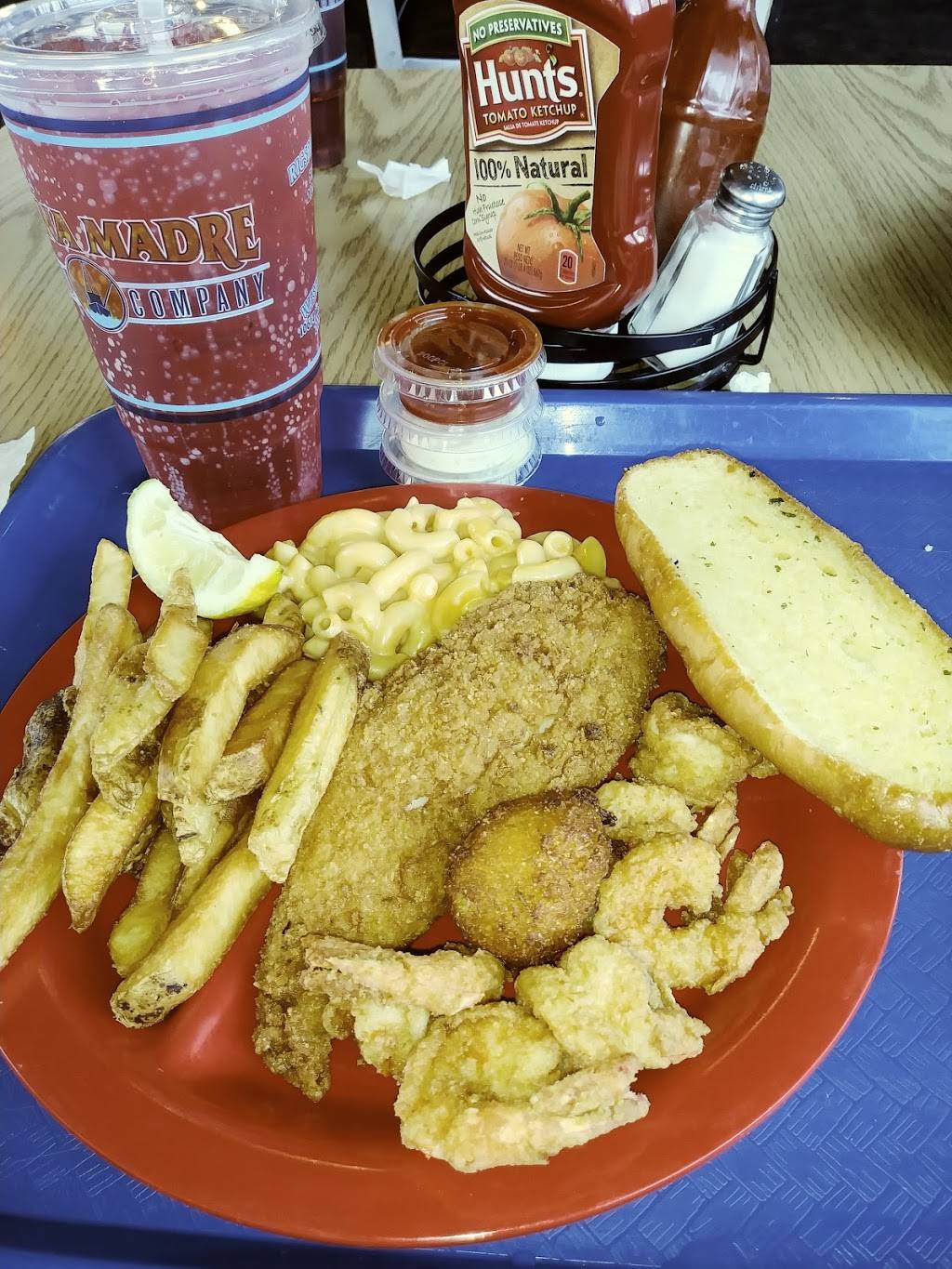 Laguna Madre Seafood Company | restaurant | 402 SW Military Dr, San Antonio, TX 78221, USA | 2102558746 OR +1 210-255-8746