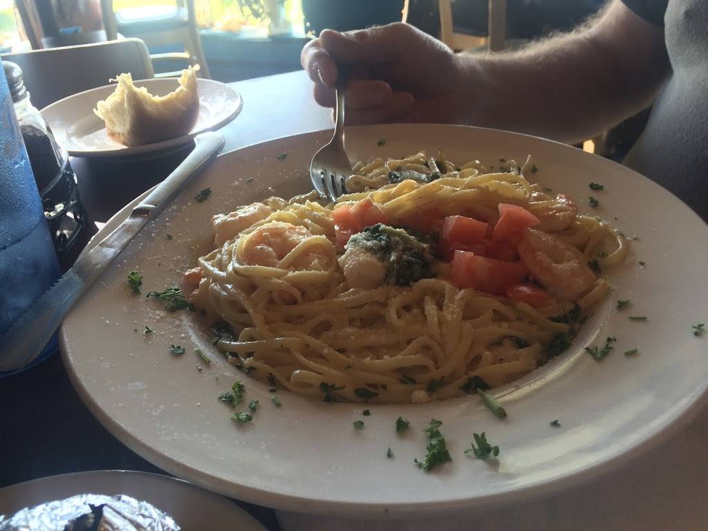 Sunset On The Water | restaurant | N7364 Winnebago Dr, Fond du Lac, WI 54935, USA | 9209224540 OR +1 920-922-4540