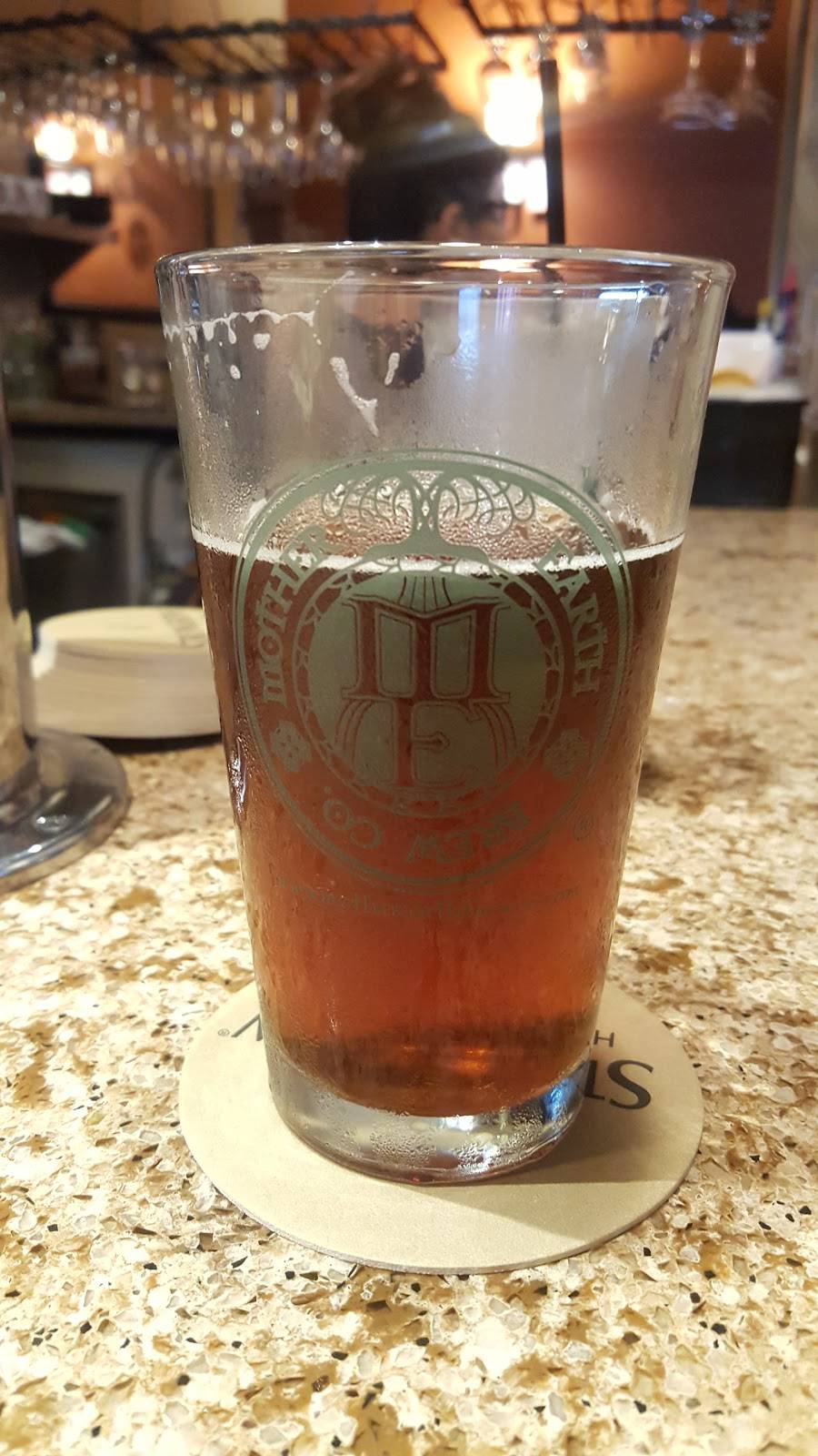 The Pint House | restaurant | 1547 W Katella Ave, Orange, CA 92867, USA | 7146337468 OR +1 714-633-7468