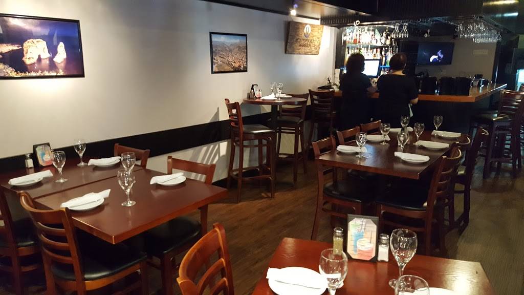 Mediterranean Harbour Bar and Grill | restaurant | 13 Harbourside Ln, Hilton Head Island, SC 29928, USA | 8438429991 OR +1 843-842-9991