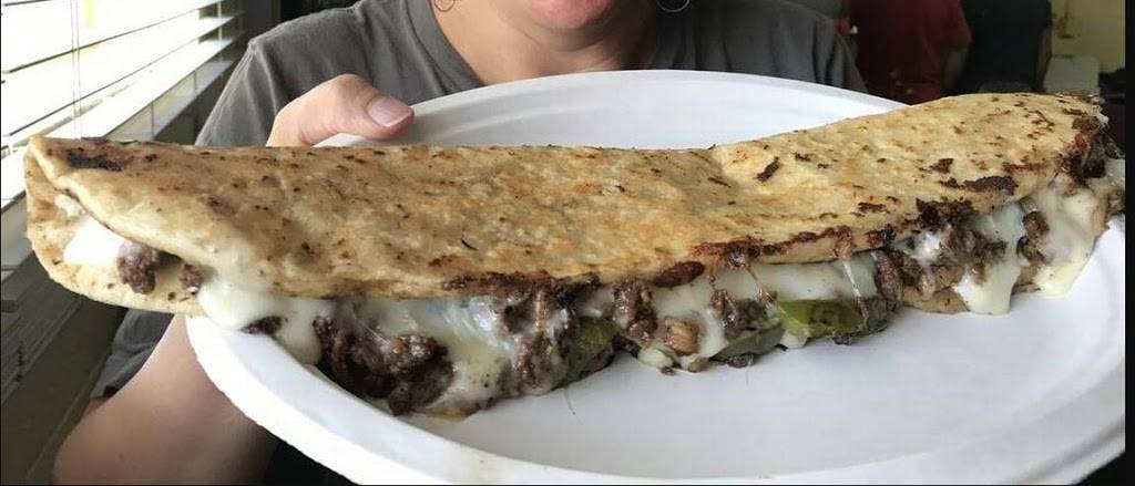 Food Truck Luna de Rubi | restaurant | 9530 Jensen Dr, Houston, TX 77093, USA | 8326602592 OR +1 832-660-2592