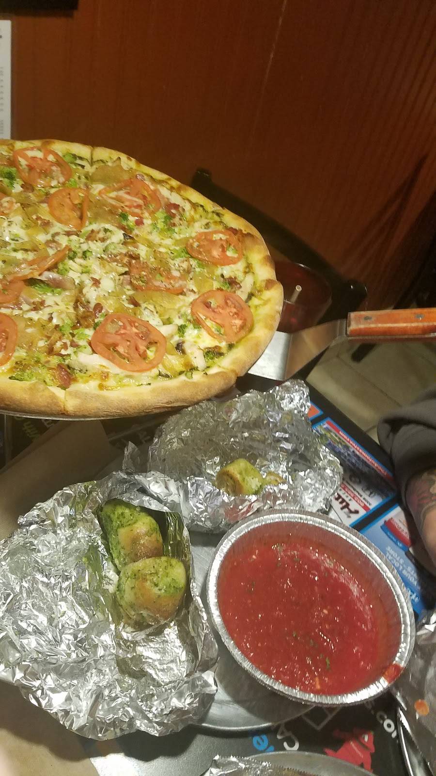 Ramuntos Brick Oven Pizza | restaurant | 18 Taft Corners Shopping Center #2023, Williston, VT 05495, USA | 8028791000 OR +1 802-879-1000