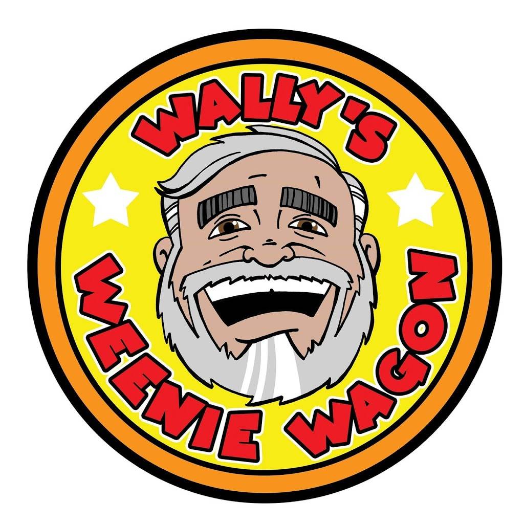 Wallys Weenie Wagon | restaurant | 8113 WI-57, Baileys Harbor, WI 54202, USA | 9204219090 OR +1 920-421-9090