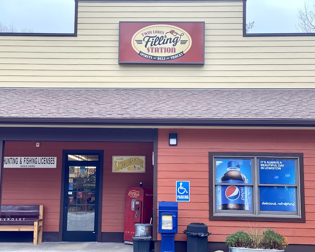 Twin Lakes Filling Station | restaurant | 3521 Co Rd 612, Lewiston, MI 49756, USA | 9897863227 OR +1 989-786-3227