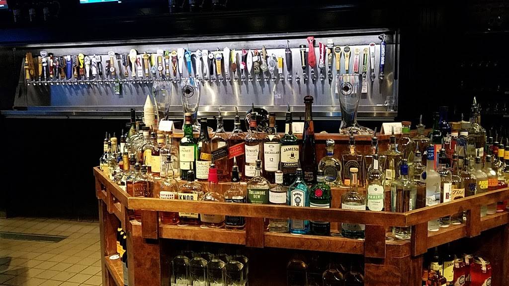 Taco Mac | restaurant | 3443 Lawrenceville-Suwanee Rd, Suwanee, GA 30024, USA | 6787300941 OR +1 678-730-0941