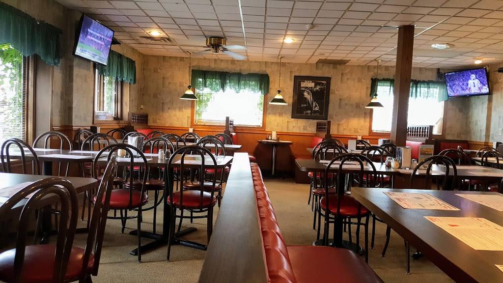 Martys Pizza Pasta & Subs | restaurant | 16680 W Bluemound Rd, Brookfield, WI 53005, USA | 2627825830 OR +1 262-782-5830