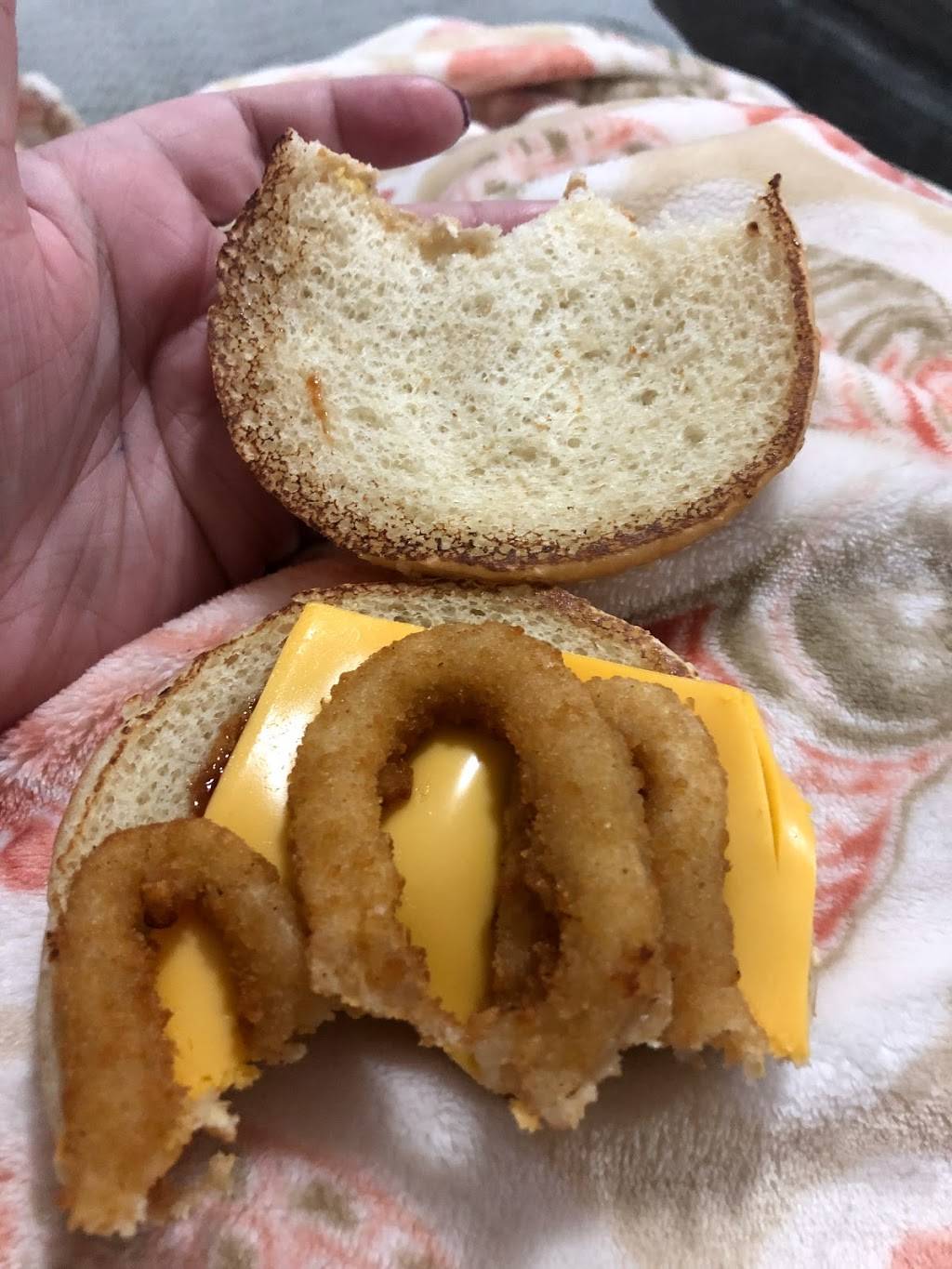 Burger King | restaurant | 910 Kings Hwy, Port Charlotte, FL 33980, USA | 9416270769 OR +1 941-627-0769