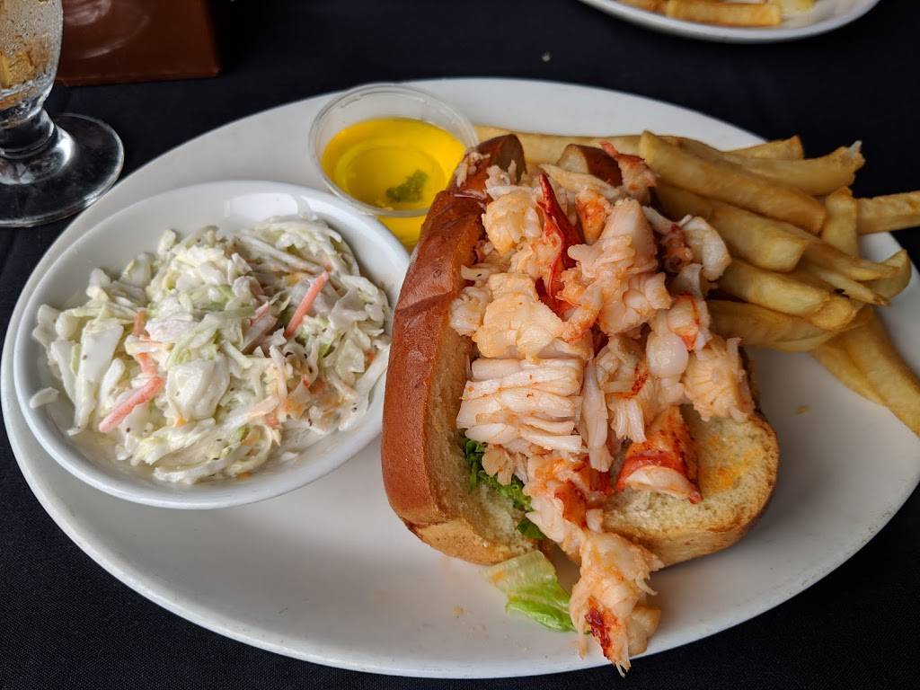 Gloucester House Restaurant | restaurant | 63 Rogers St, Gloucester, MA 01930, USA | 9782831812 OR +1 978-283-1812