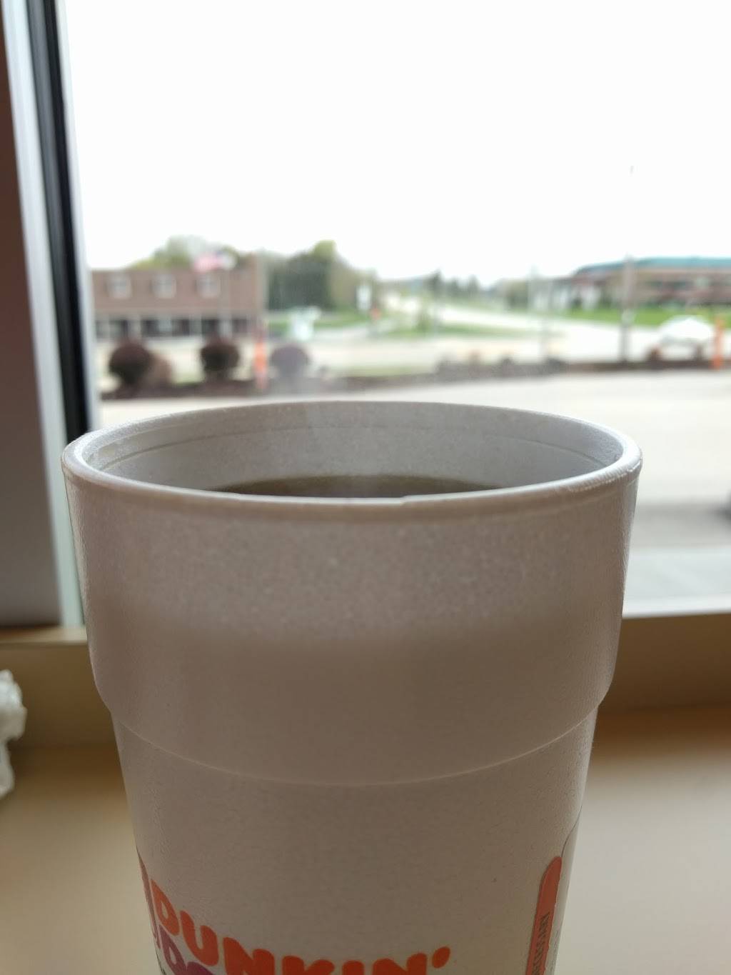 Dunkin | bakery | 1595 E Sumner St, Hartford, WI 53027, USA | 2627883088 OR +1 262-788-3088