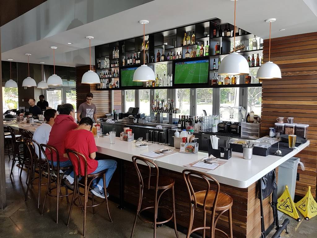 The Counter Cupertino | restaurant | 20080 Stevens Creek Blvd, Cupertino, CA 95014, USA | 4084772917 OR +1 408-477-2917