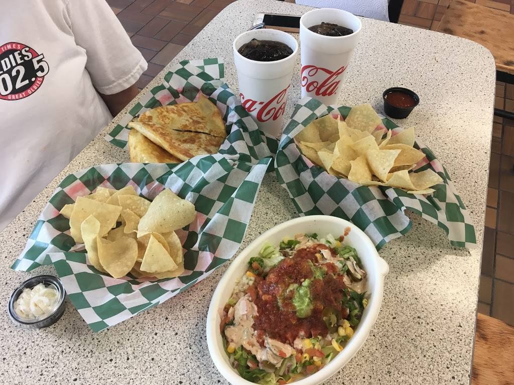 Pablo’s Southwest Express | restaurant | 201 E Broad St, Greensboro, GA 30642, USA | 7064537441 OR +1 706-453-7441