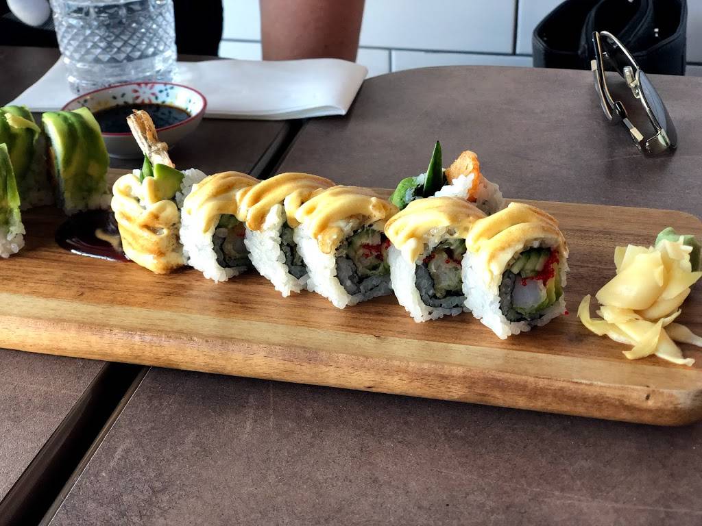 Shibui Eatery + Sushi Bar | restaurant | 600 Mt Pleasant Rd, Toronto, ON M4S 2M8, Canada | 4163221000 OR +1 416-322-1000