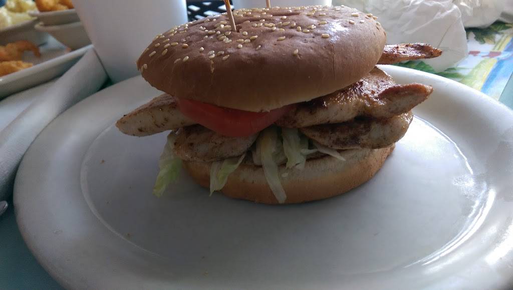 Marys Little T Restaurant | restaurant | 2525 N Young Blvd, Chiefland, FL 32626, USA | 3524904906 OR +1 352-490-4906